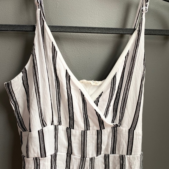 LA Hearts jumpsuit - Picture 2 of 3